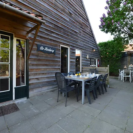 Farmhouse Near Bergen Op Zoom Holiday home *